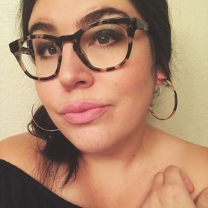 Meet your Posher, Tayler